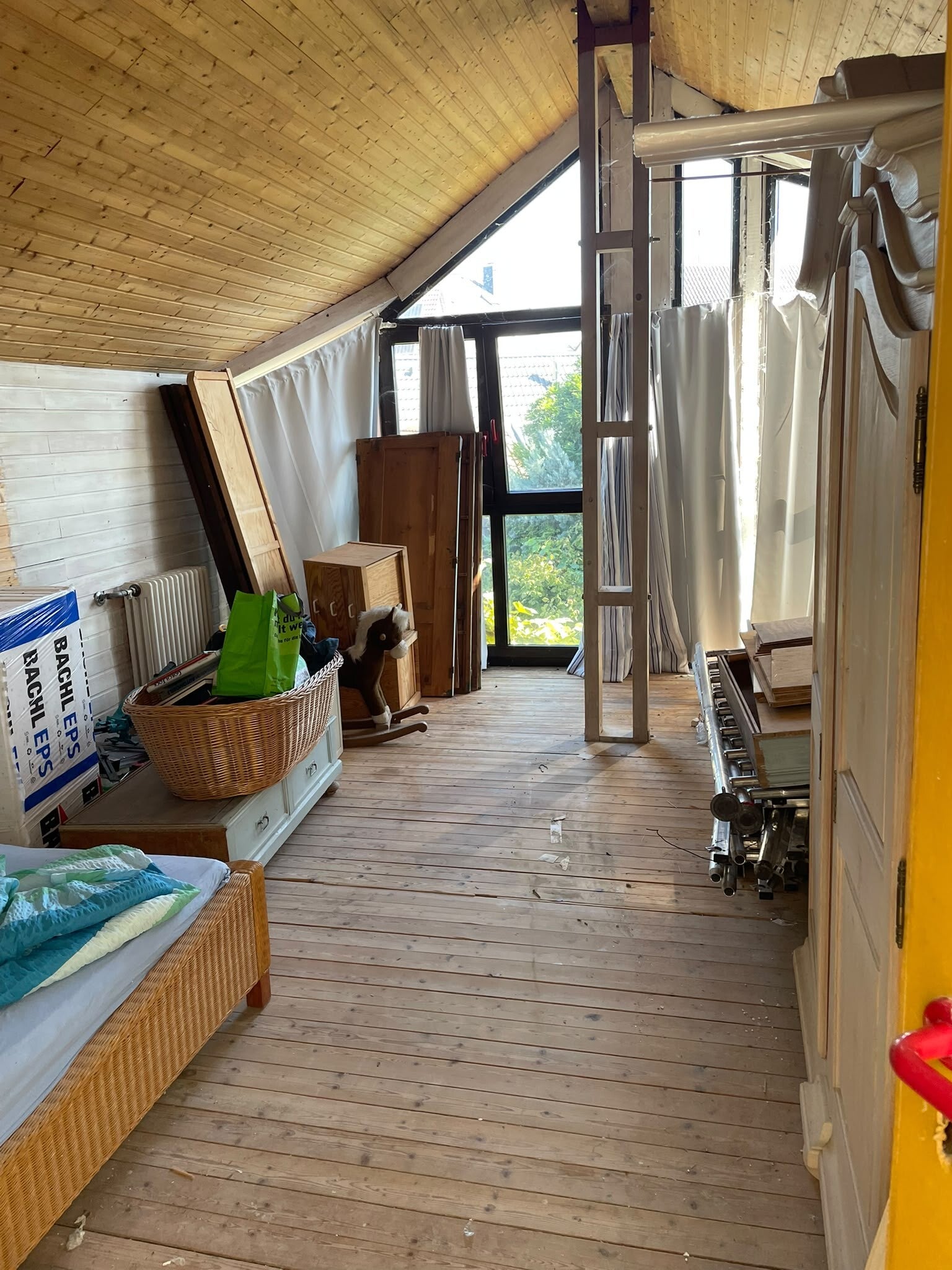 Einblick in die Räumung von Wohnräumen